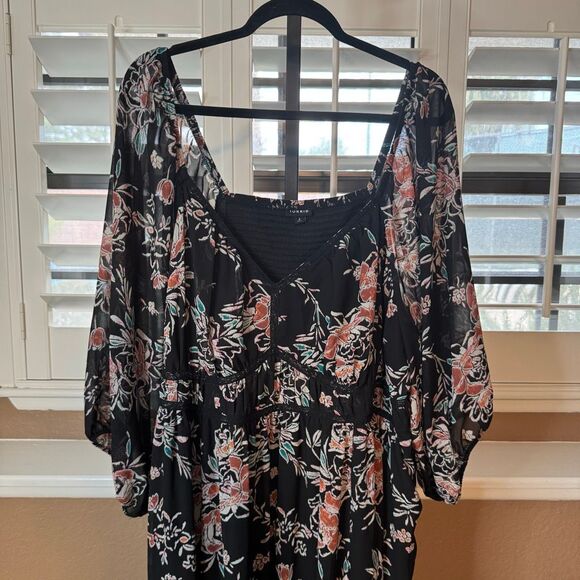 Torrid Size 4X Shirred Bodice Chiffon Maxi Dress Black Floral Dark Fairy Grunge - Picture 2 of 8